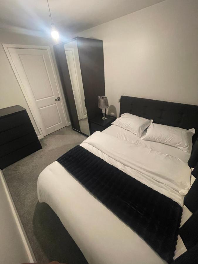 Beautiful En-Suite Bedroom Ipswich Exterior foto